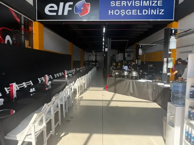 Açılış günü servis içi